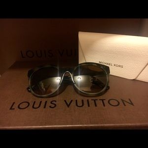 NWT Michael Kors Tortoise Sunglasses